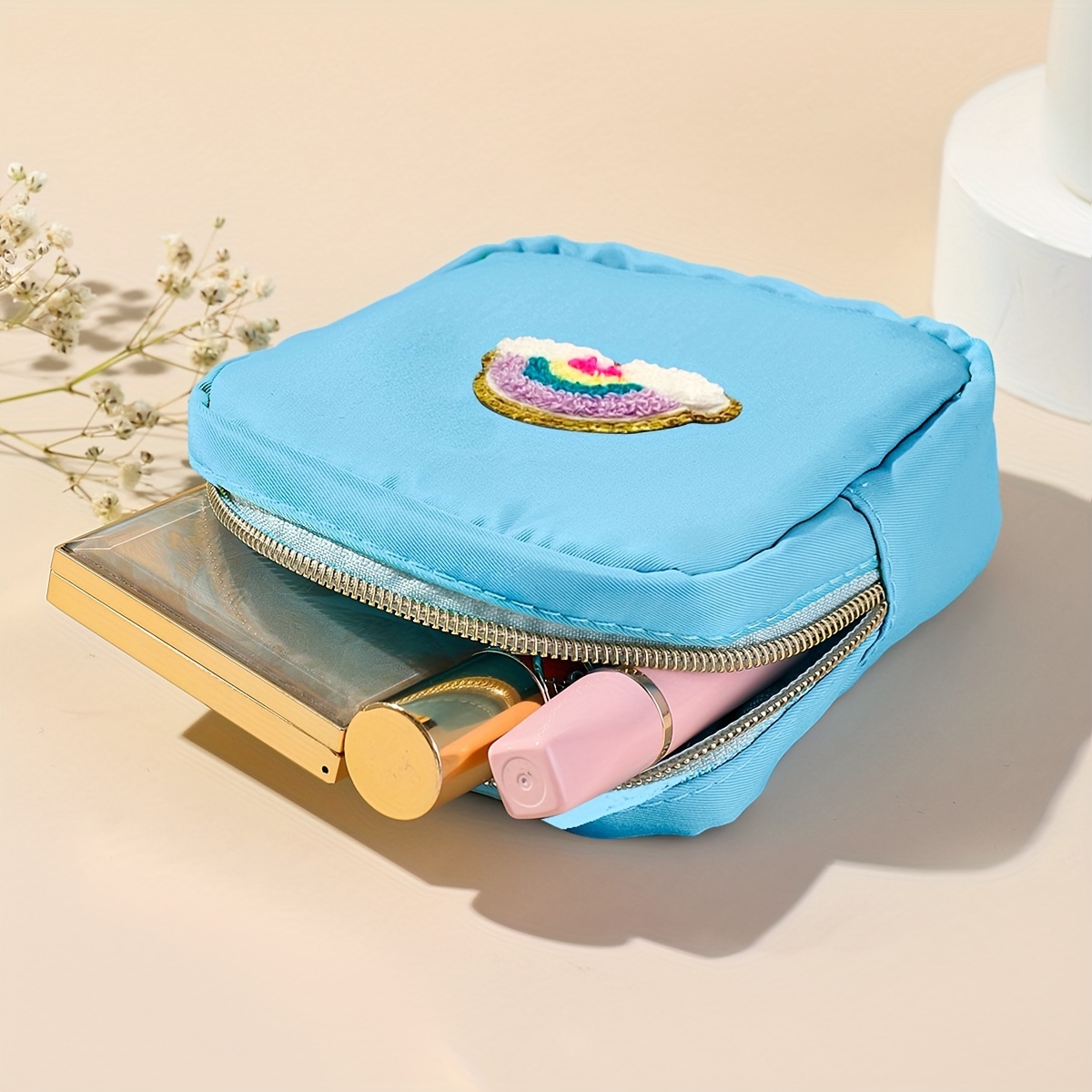 Chenille Patched Sanitary Napkin Storage Bag Zipper Pouch