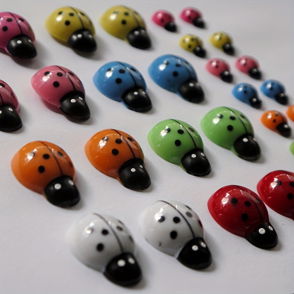 30 Graziosi Adesivi Mini Coccinella In Colori Casuali Con Un