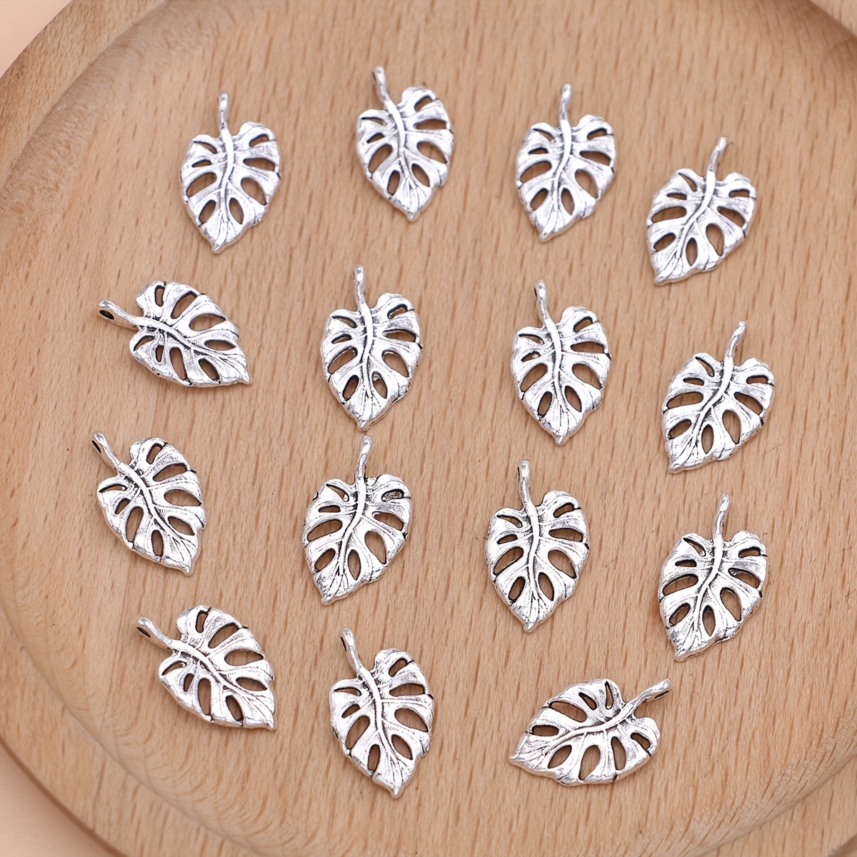 

12/15pcs Breloques en de feuille de palmier en de zinc argenté, pendentifs DIY pour la fabrication de bijoux, et boucles d'oreilles faits à .