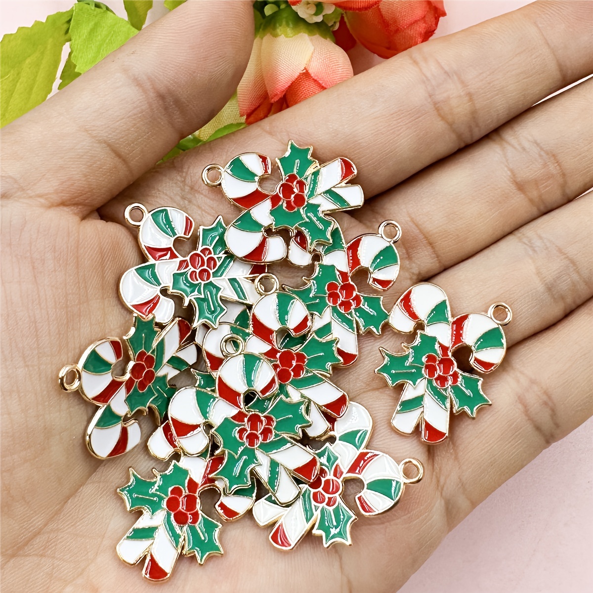 10/30/50pcs Random Christmas Golden Enamel Charms DIY Jewelry Making Charms Pendant for Bracelet Necklace Earring Jewelry Making Christmas Craft