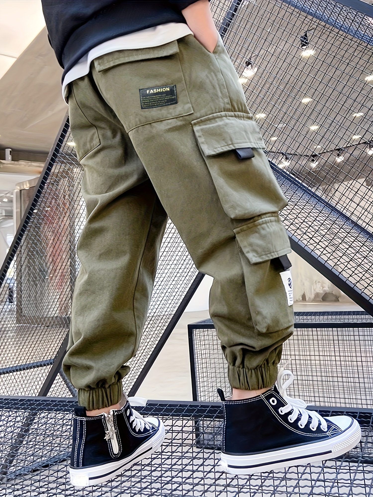  JEShifangjiusu Pantalones ligeros de moda para hombre,  pantalones de chándal sueltos, pantalones cargo casuales, pantalones largos  chinos con bolsillos con cremallera, Verde militar : Ropa, Zapatos y Joyería