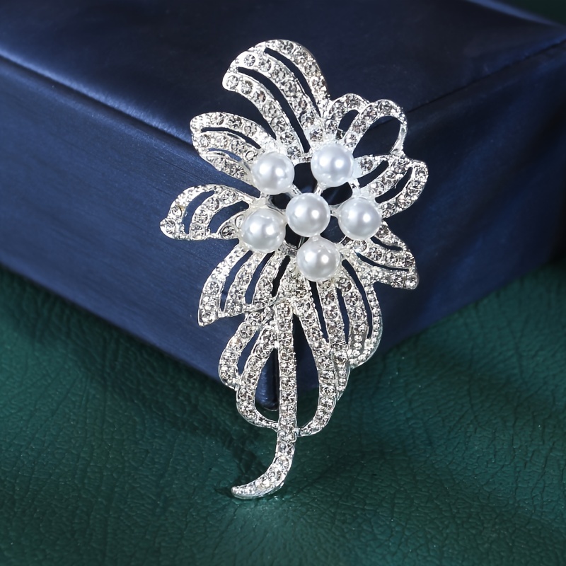 Fashionable Sparkling Rhinestone Floral Brooch Accessory With A Pin To Prevent Wardrobe Malfunctions.