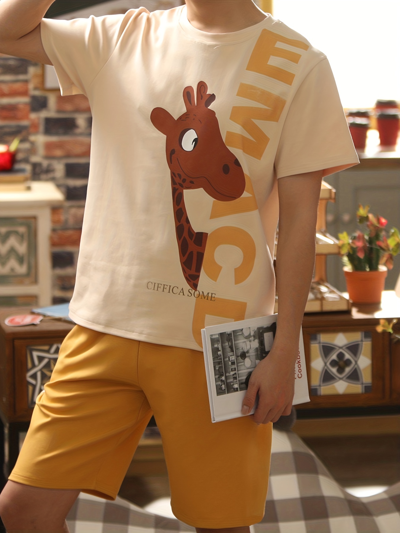 Cartoon Giraffe Print Crew Neck T-shirt, Casual Short Sleeve T