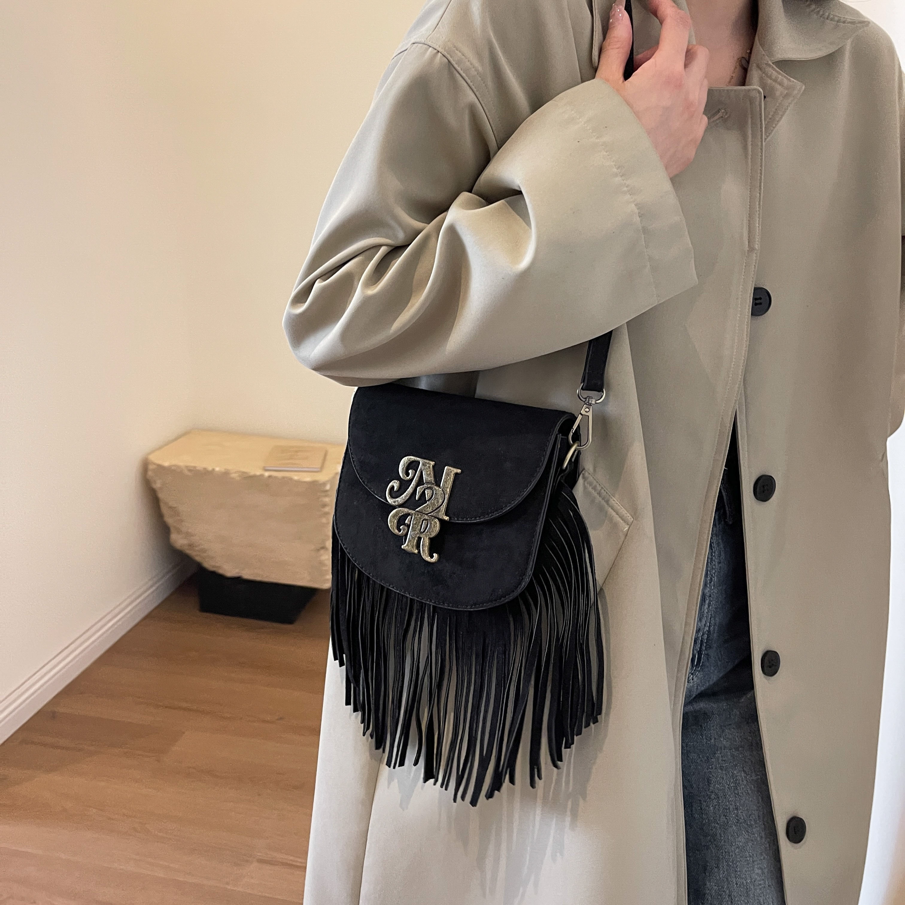 Fringe Crossbody Purse for Women, Vintage Leather Western Boho Purse,  Tassel Small Handbag Shoulder Bag: Handbags