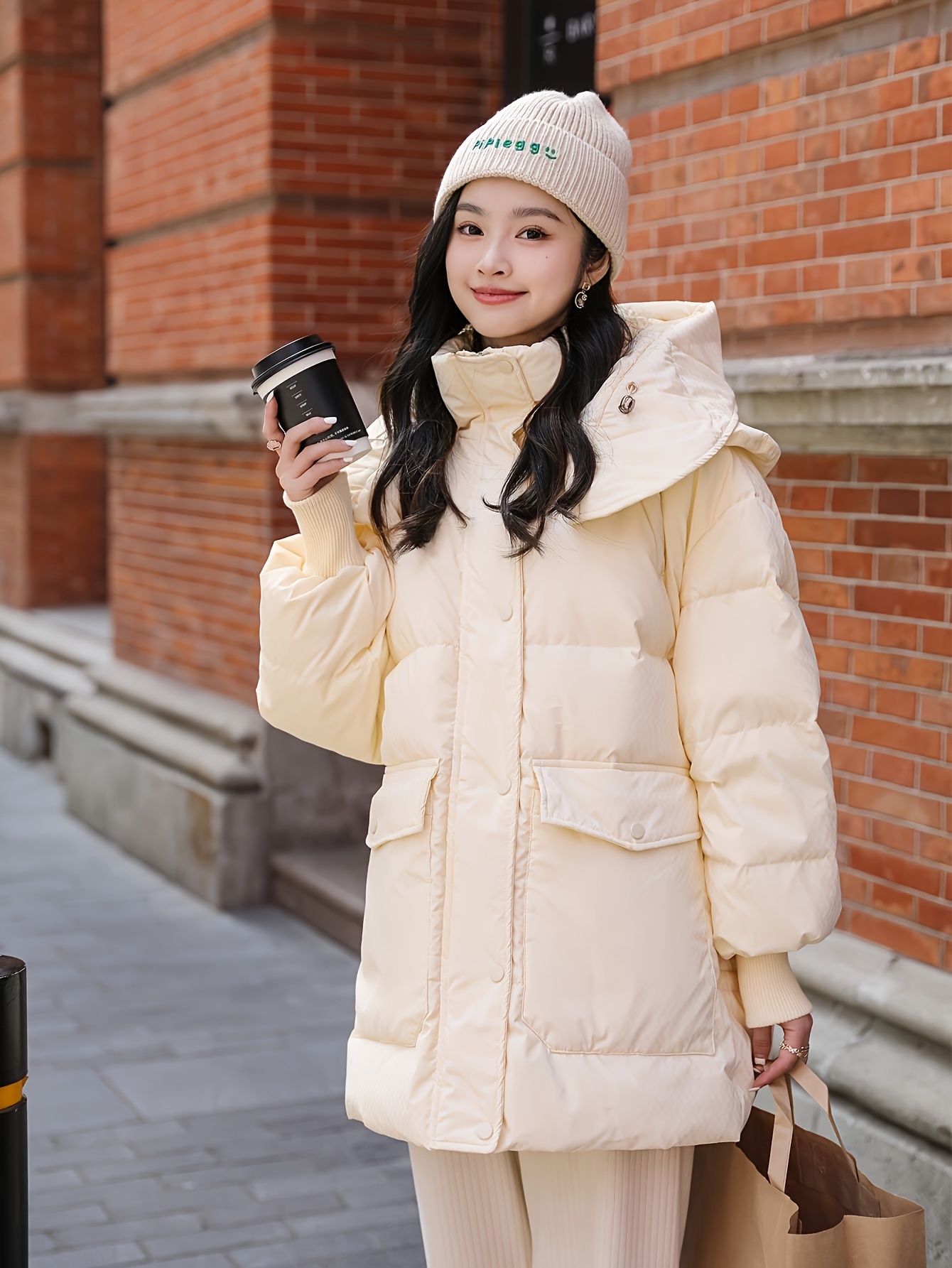 女性用ソリッドカラーショートダウンジャケット 軽くて薄い暖かい冬の
