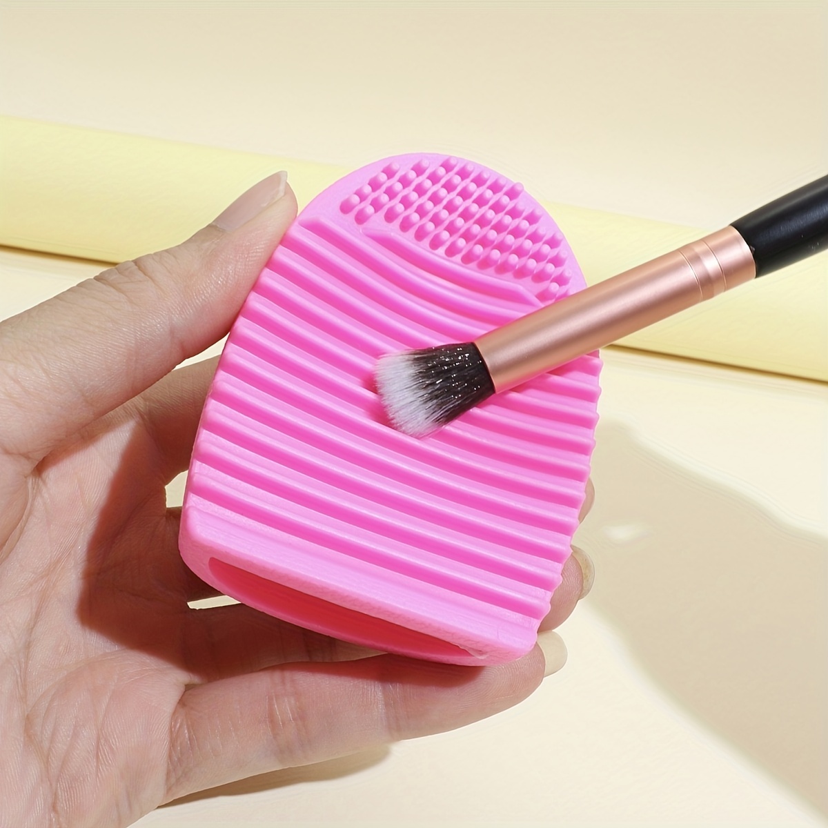 Makeup Brush Cleaner Mat Silicone Cosmetic Cleaning Pad Washing Scrubber  Board Makeup Egg Washing Tool 