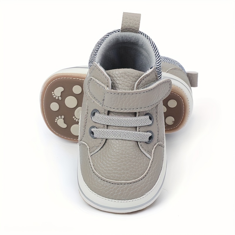 Carters baby hot sale boy shoes