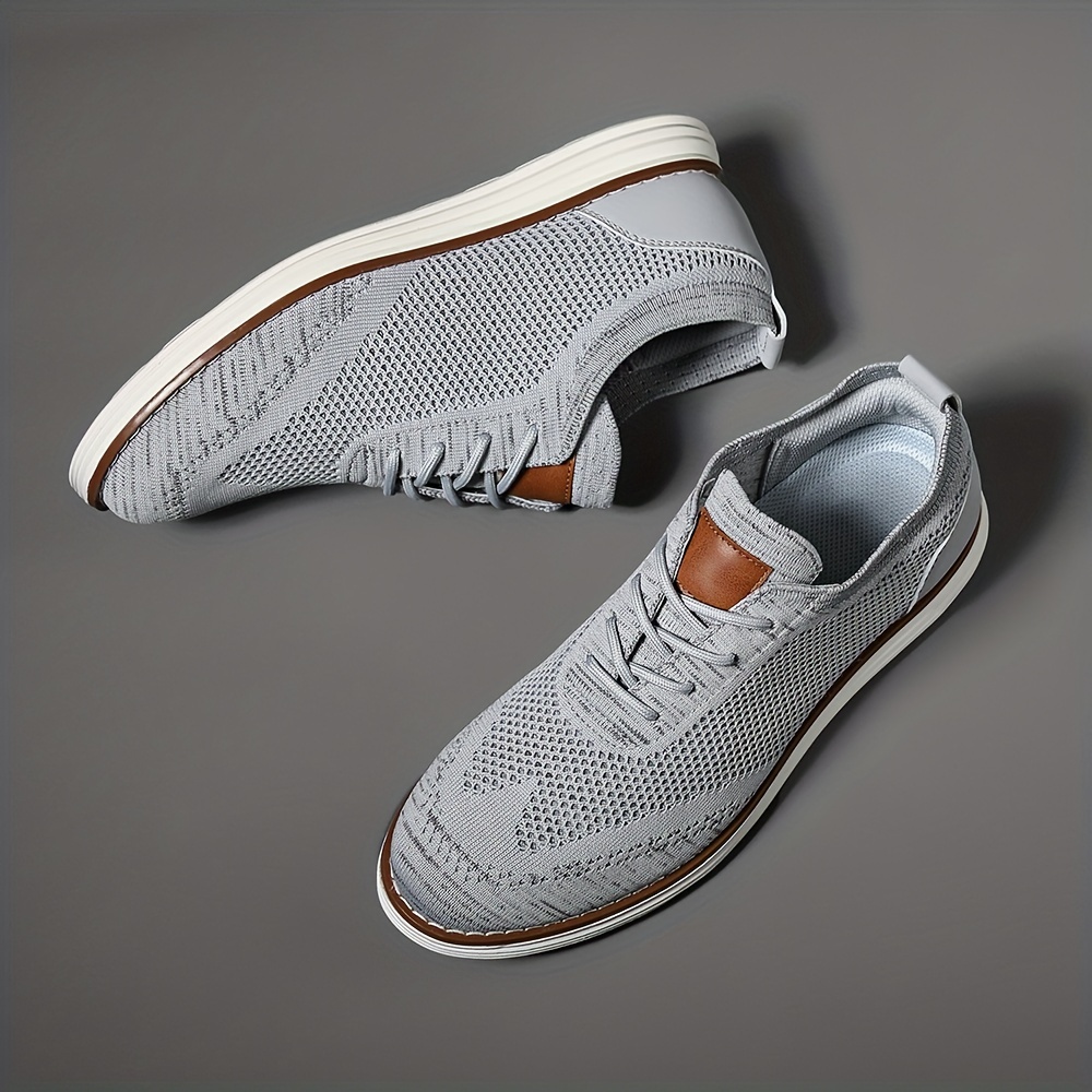 Men's Lightweight Sneakers - Athletic Shoes - Breathable Lace-ups