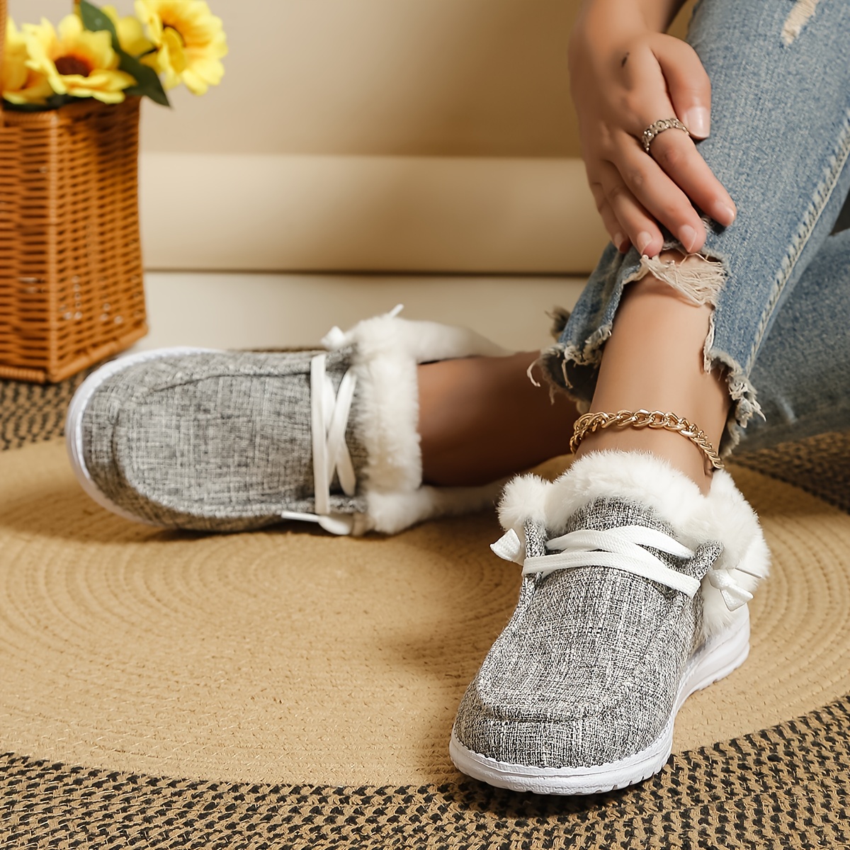 Women's Lightweight Non-slip Sneakers Comfortable Low Top Sport Shoes