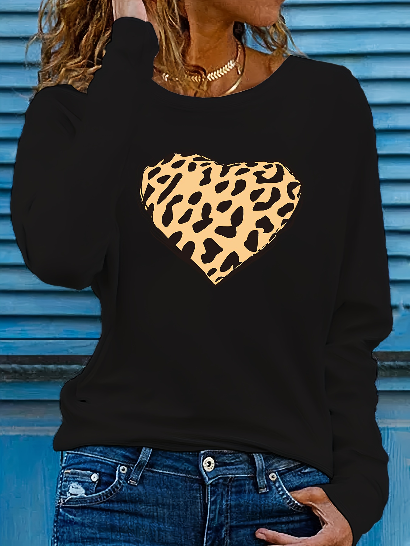 Plus Size Casual Sweatshirt, Women's Plus Leopard Heart Print Long Sleeve  Crew Neck Slight Stretch Pullover Sweatshirt, Casual Tops For Fall &  Winter, Plus Size Women's Clothing - Temu Canada