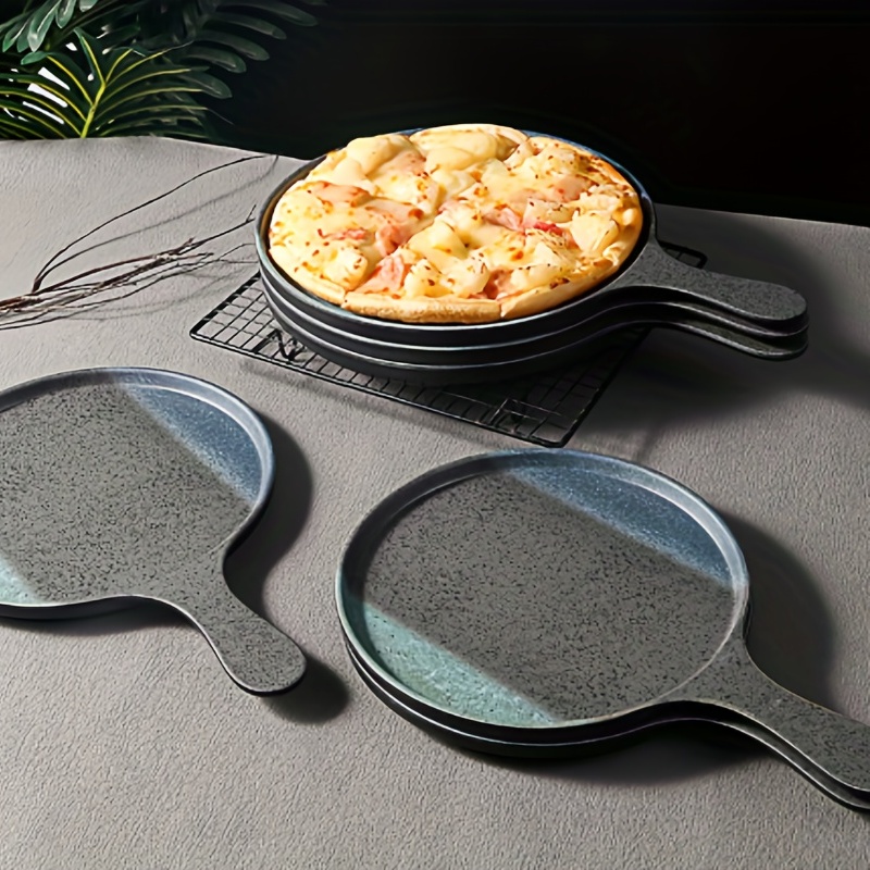 Lodge cast iron pizza pan - household items - by owner