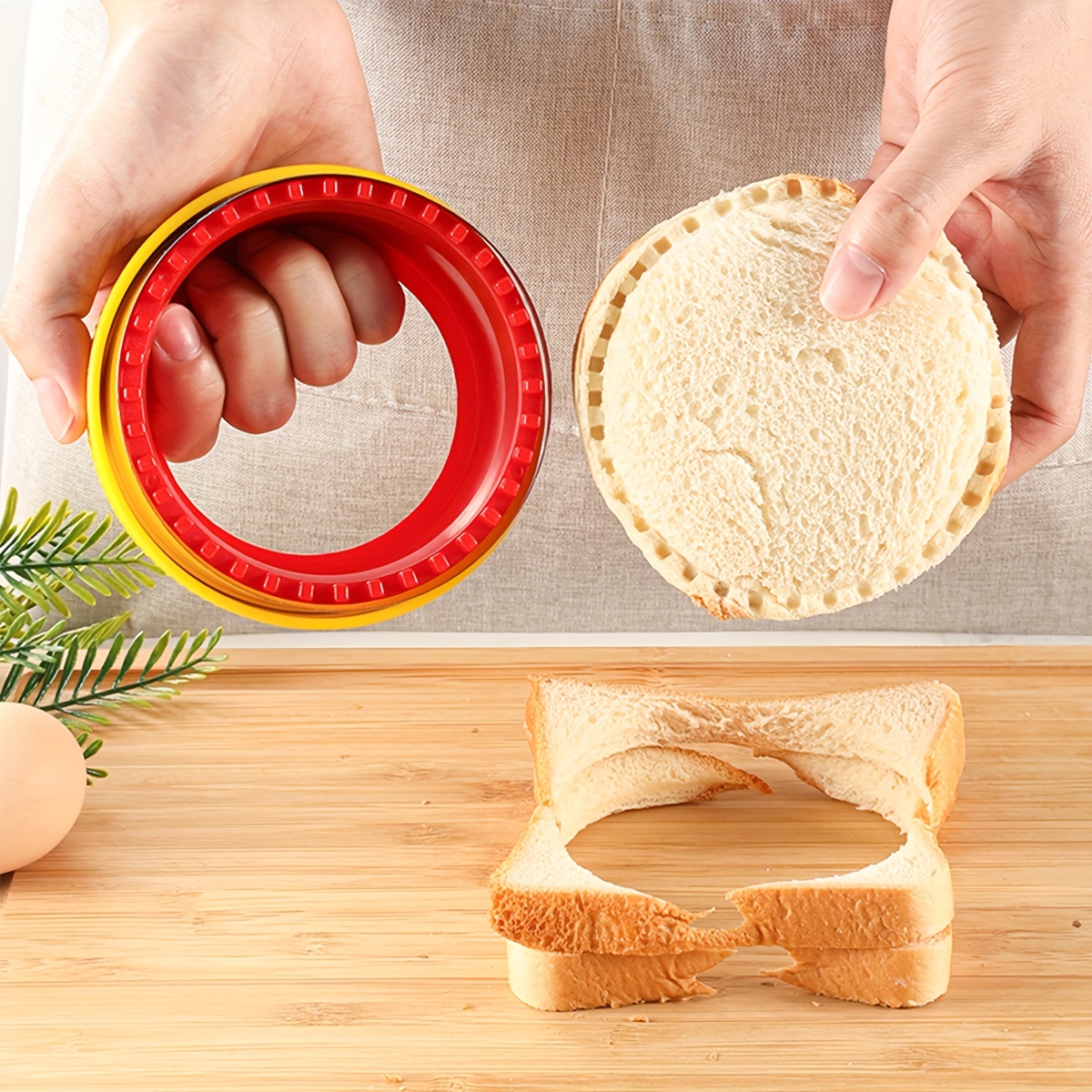 2Pcs Hot Cute Sandwich Shape Bread Cake Mold Maker DIY Mold Cutter Craft.