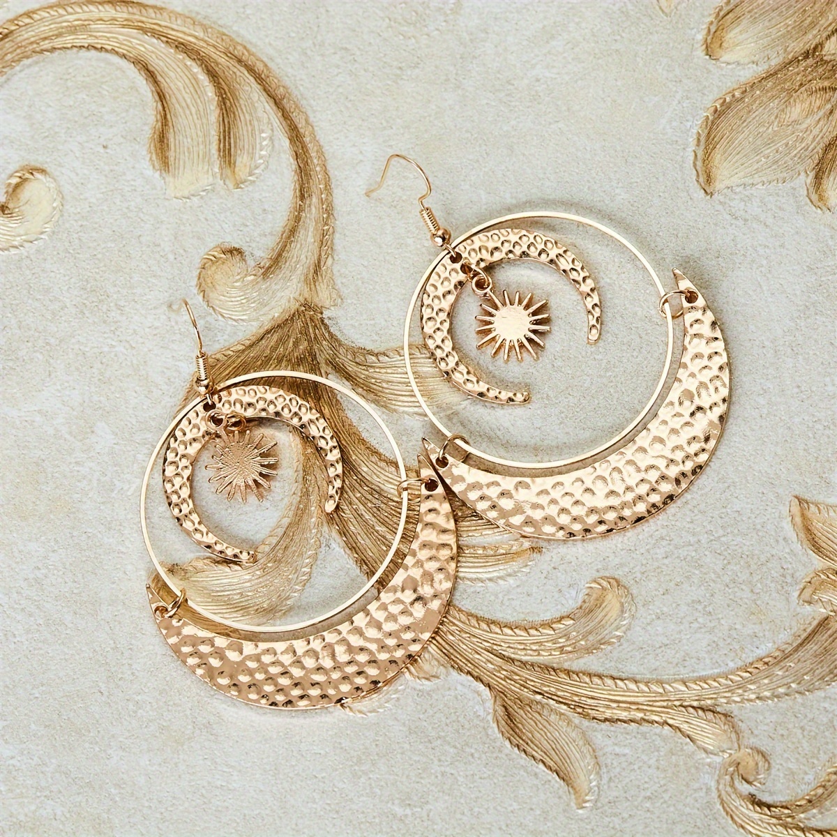 TEMU Men's Bohemian Openwork Drop Earrings - Golden-tone Metal Intricate Detailing, Lightweight Versatile Jewelry For Casual & Formal Occasions, Moon