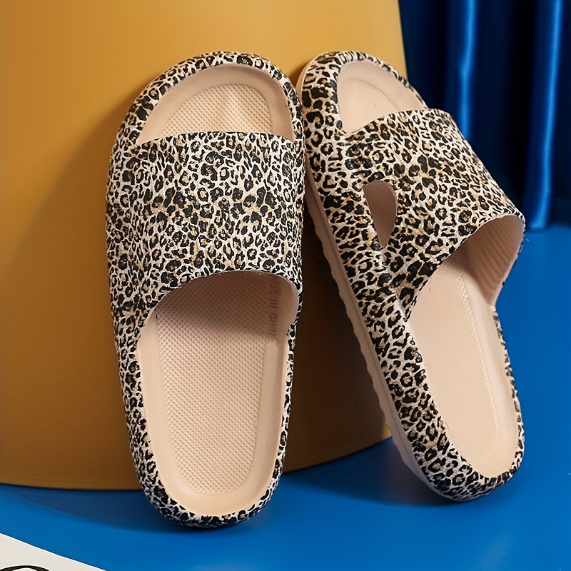 Cheetah discount fur slides