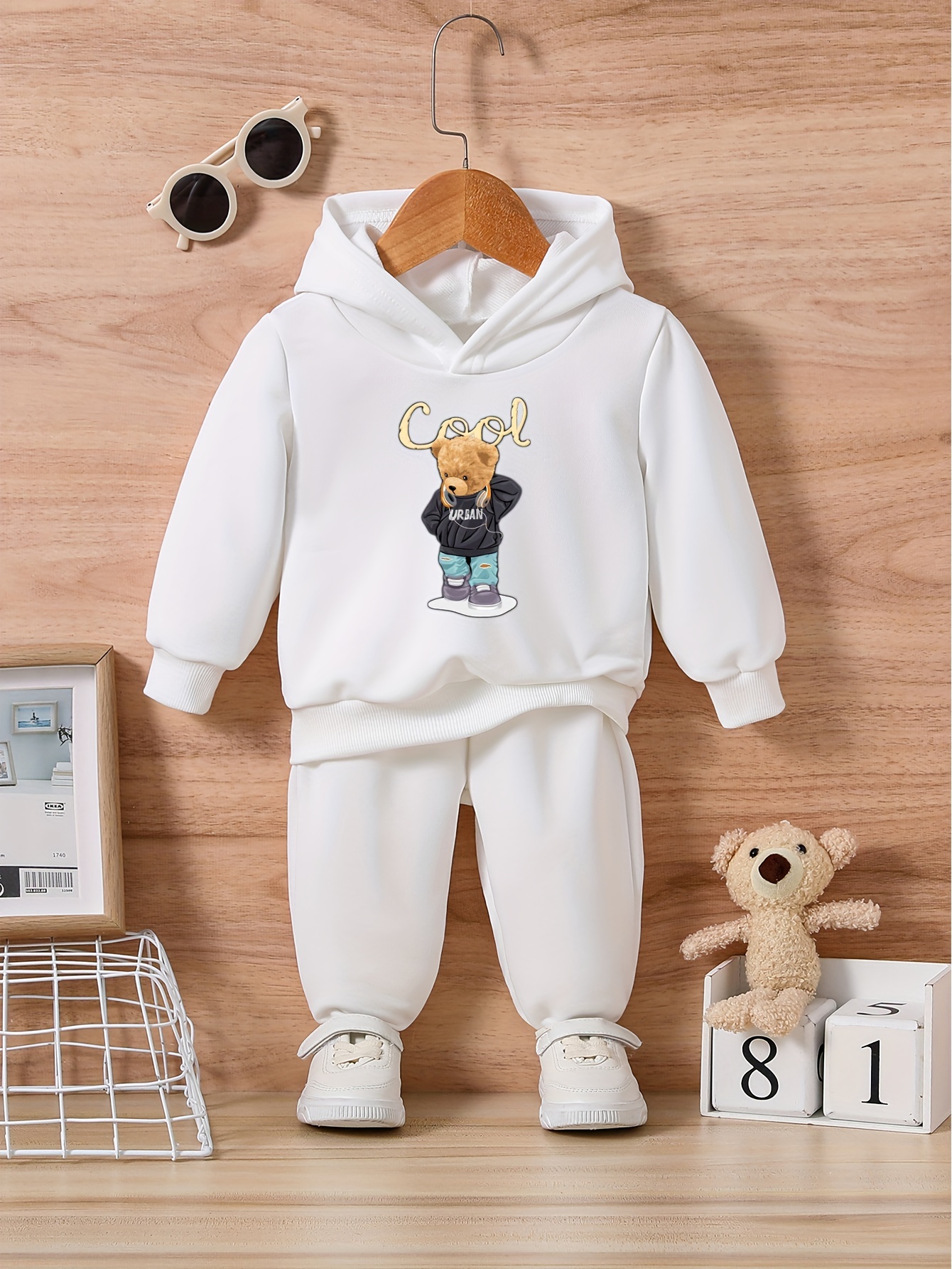 Trendy Teddy Bear Print, Men's Outfits, Casual Crew Neck Long Sleeve  Pullover Sweatshirt And Sweatpants Joggers Set For Spring Fall, Men's  Clothing - Temu Bahrain