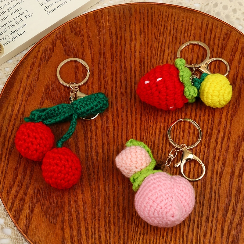  SEADEAR Crochet Fruit Keychain, Key Chain Pendants Car Key Ring  with Bell Car Keychain Pendant Cute Keychain Car Keyring Holder Handmade  Keychain for Key Bag Wallet Purse Kiwi : Clothing, Shoes