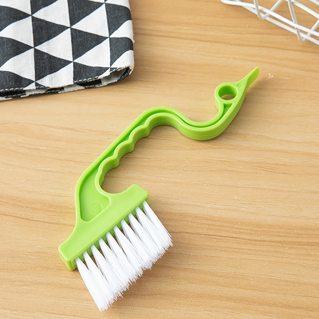 1pc Green Crevice Cleaning Brush