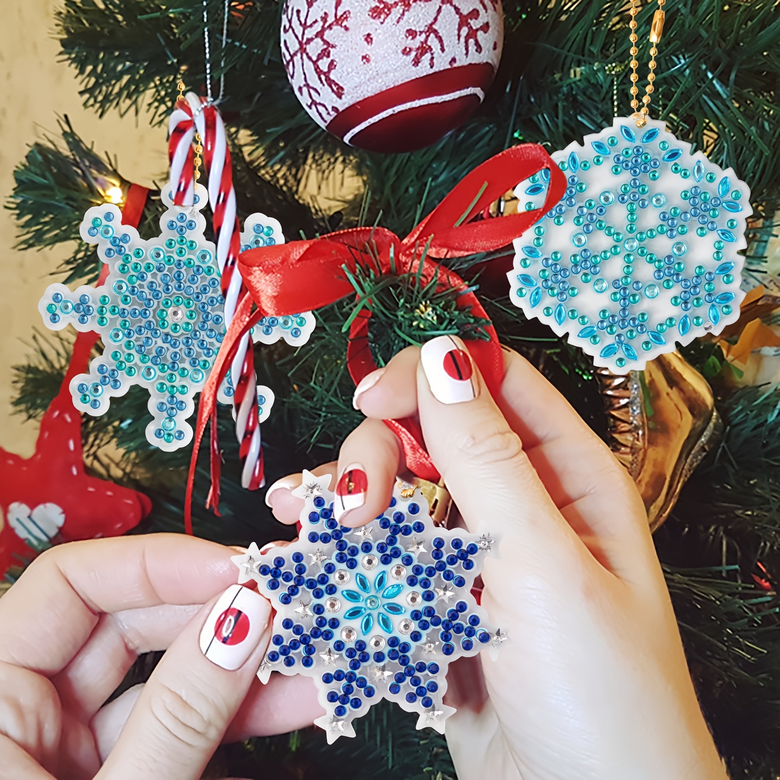 4pcs/set DIY Snowflake Diamond Painting Suncatchers With Crystals Acrylic  Material Pendant Size 8cm/3.15inch Double Sided Crystal Rhinestones Key Chai