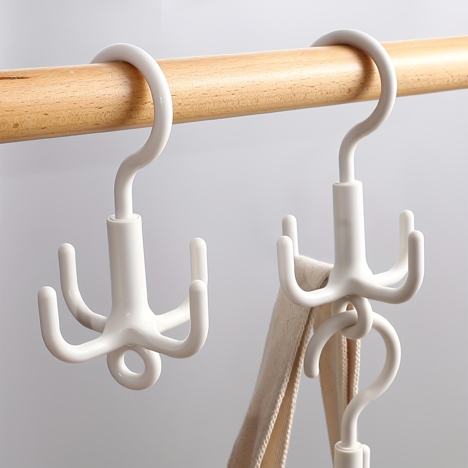 Rotatable Plastic Hanger Hook with 4 Claws