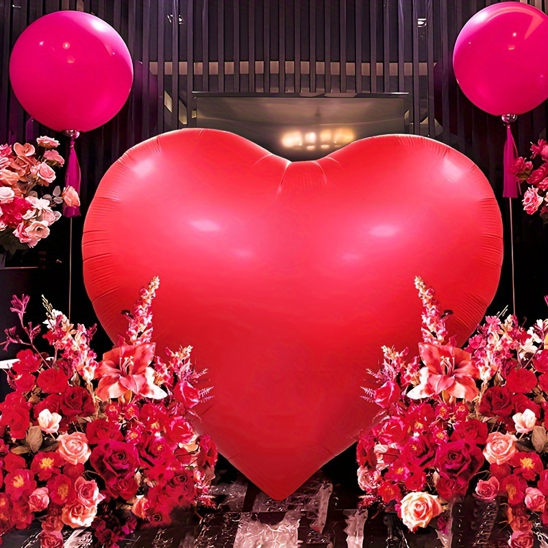 Decoración de globos para el día de San Valentín, globos y globos de  corazón con 1000 piezas de pétalos de rosa de seda roja, decoración de  flores