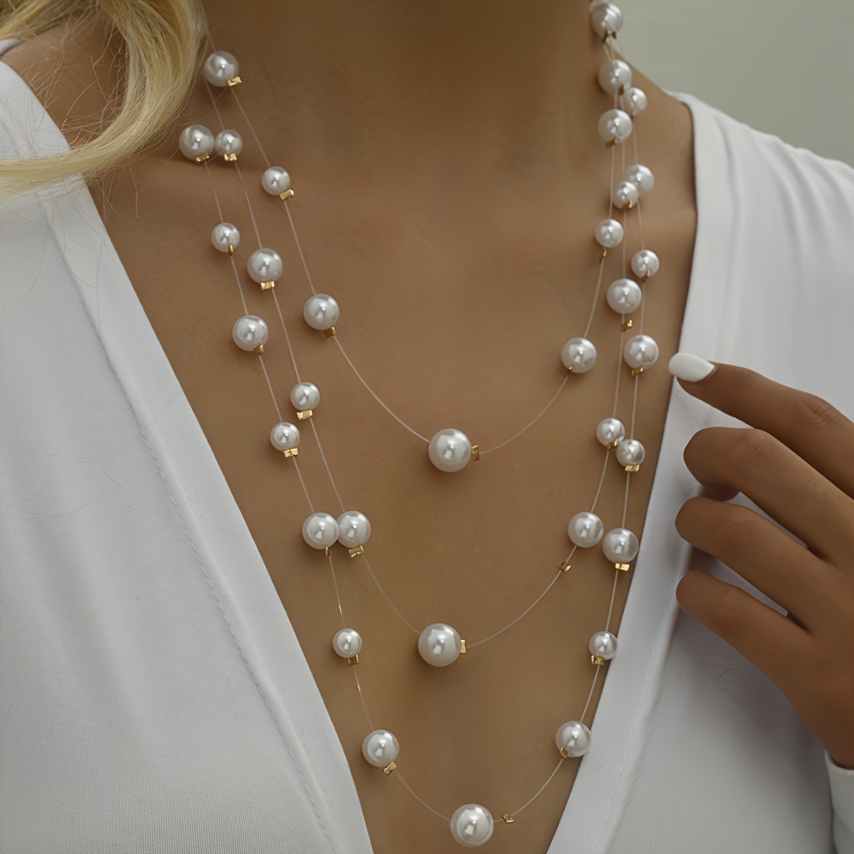 

Baroque Elegant Three-layer Imitation Pearl Star Necklace For Ladies Banquet Elegant Imitation Pearl Necklace