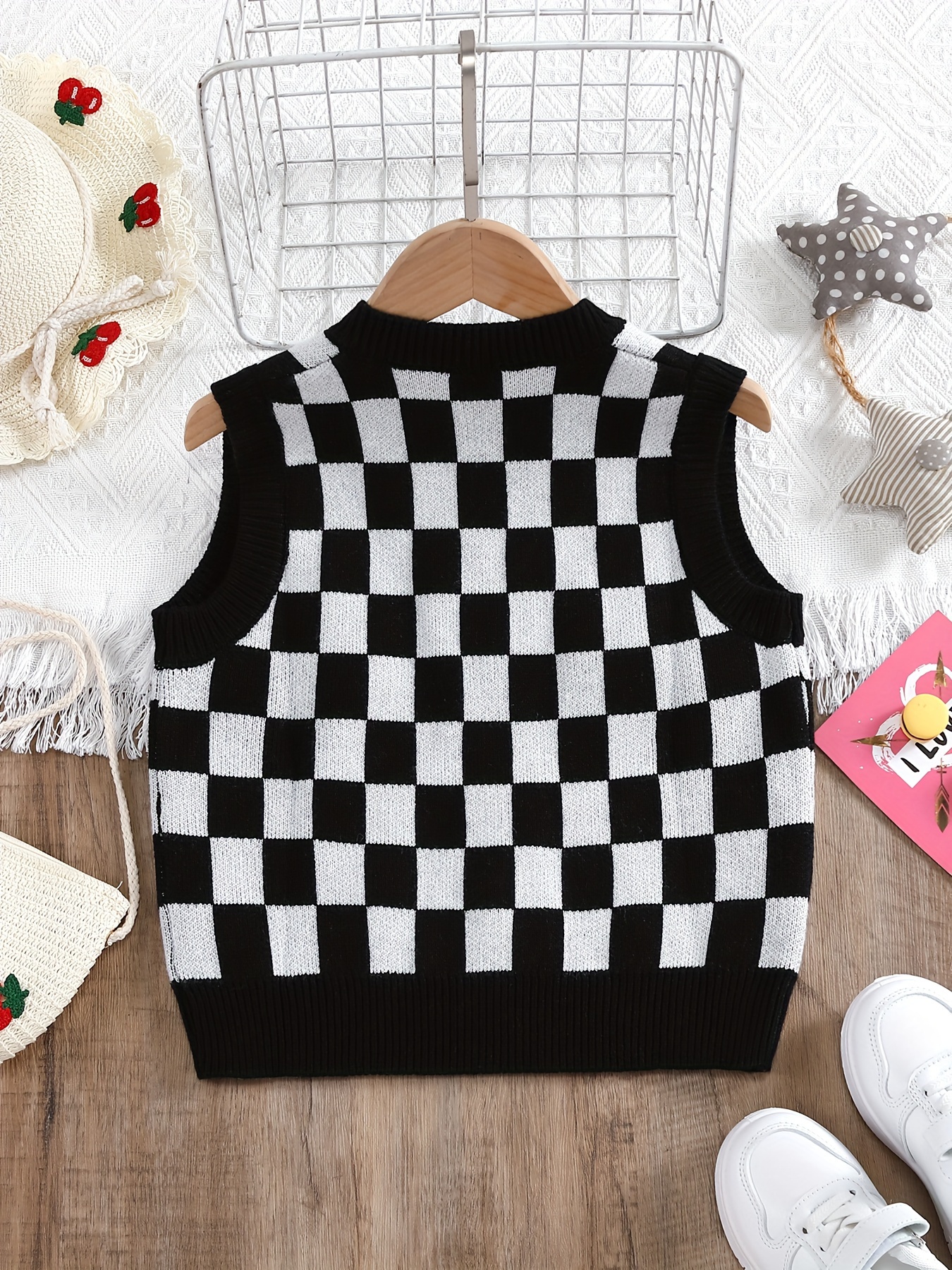 Cute Girls' Checkered Vest V Neck Sleeveless Top Spring/ - Temu Canada