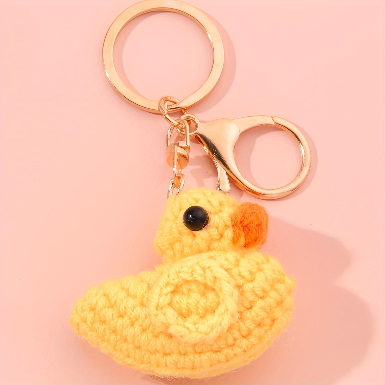 

Crochet Duck Keychain Cute Weaving Animal Key Chain Ring Purse Bag Backpack Charm Car Pendant Earbud Case Cover Accessories Gift
