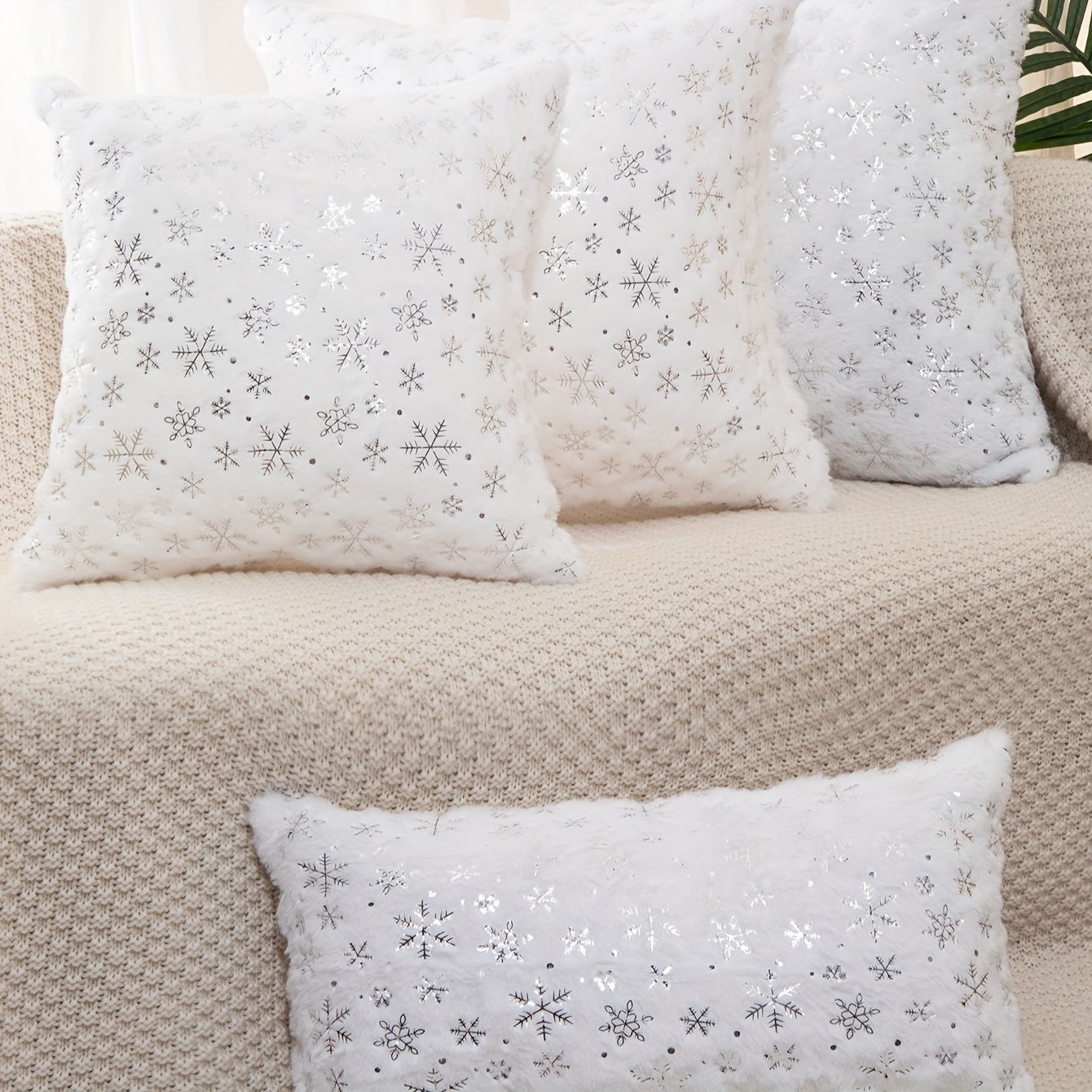 

1pc Snowflake Hot Silver Pvc Velvet Craft Style Throw Pillow Cover, Throw Pillow Cover