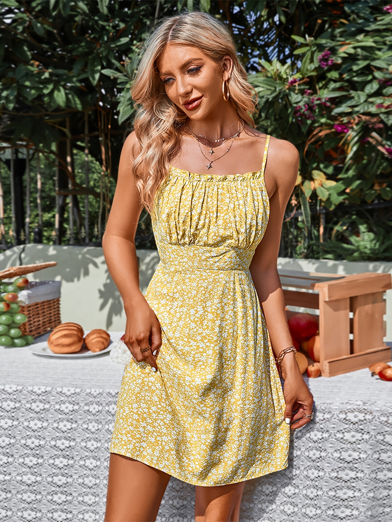 Women's Spaghetti Strap Summer Ruched Bust Mini Dress, Ruffle Square Neck  Cami Bodycon Floral Printed Smocked Dresses