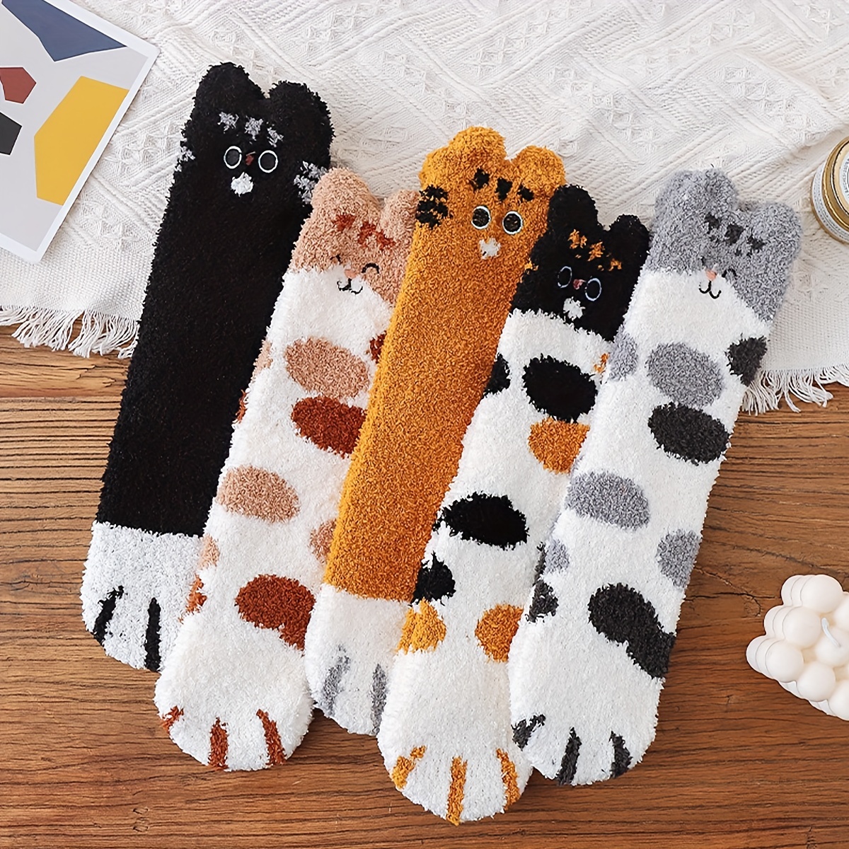  Easycosy Coral Fleece Socks - Cat Paw Socks / 6 Pairs