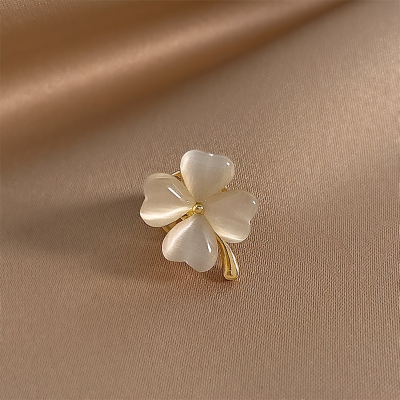 Cat's Eye Lucky Four Leaf Clover Small Brooch Collar Pin