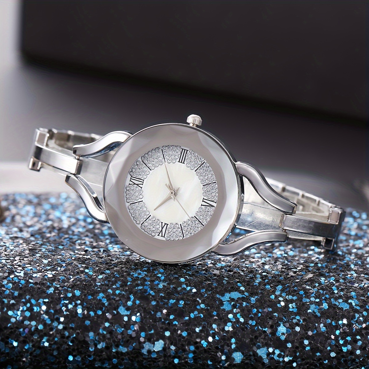 Luxus Mode Gold Armreif Armband Frauen Uhren Edelstahl Retro Damen Quarz  Armbanduhren Kleine Uhr
