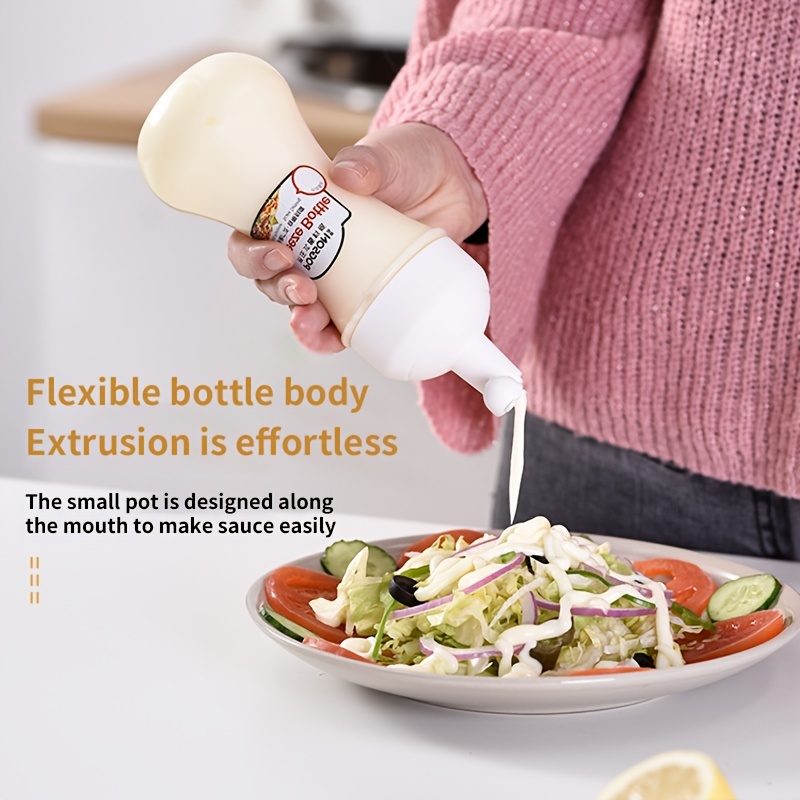 2 in 1 Salad Dressing Shaker With Citrus Juicer Salad Tool 350ML
