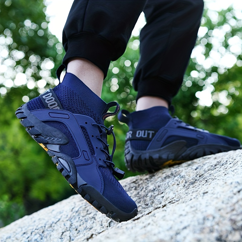 Are nike huaraches non slip outlet shoes