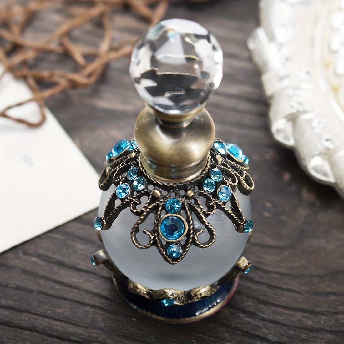 YUFENG Fancy Retro Frosted Blue Restoring Glass Perfume Bottle