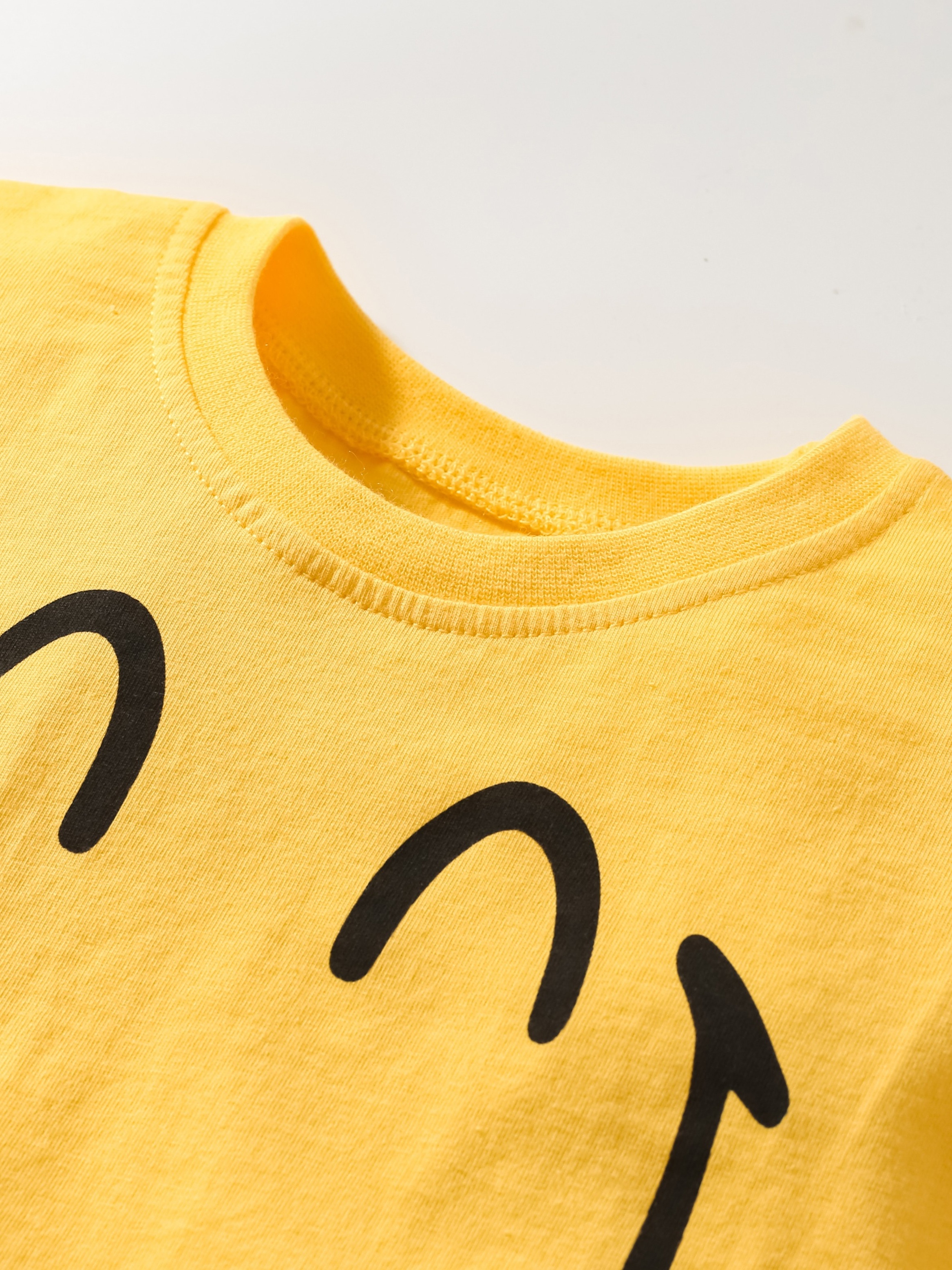 2-piece Kid Boy Face Emojis Print Short-sleeve Yellow Tee and Colorblock Shorts Set