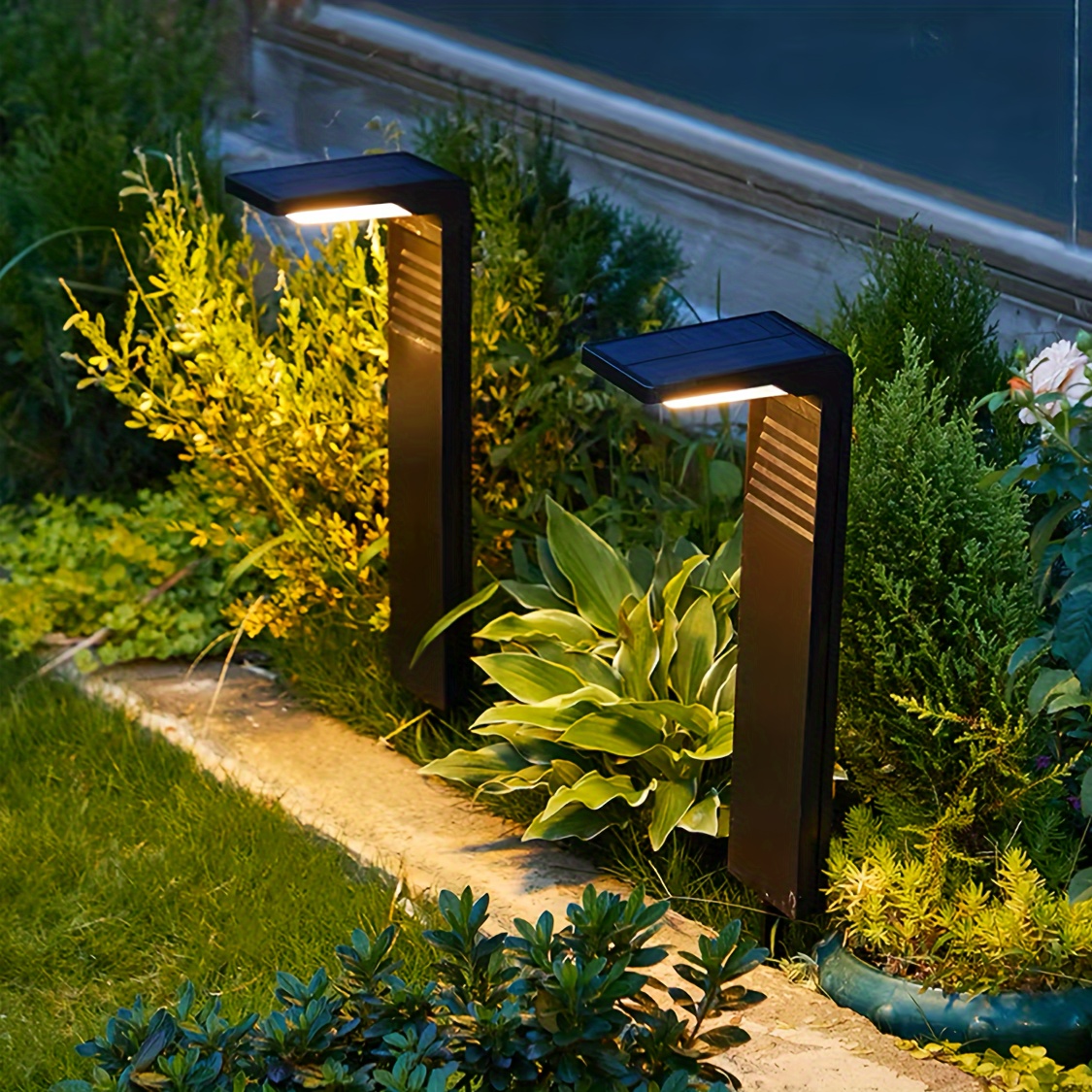 Modern solar on sale lights outdoor