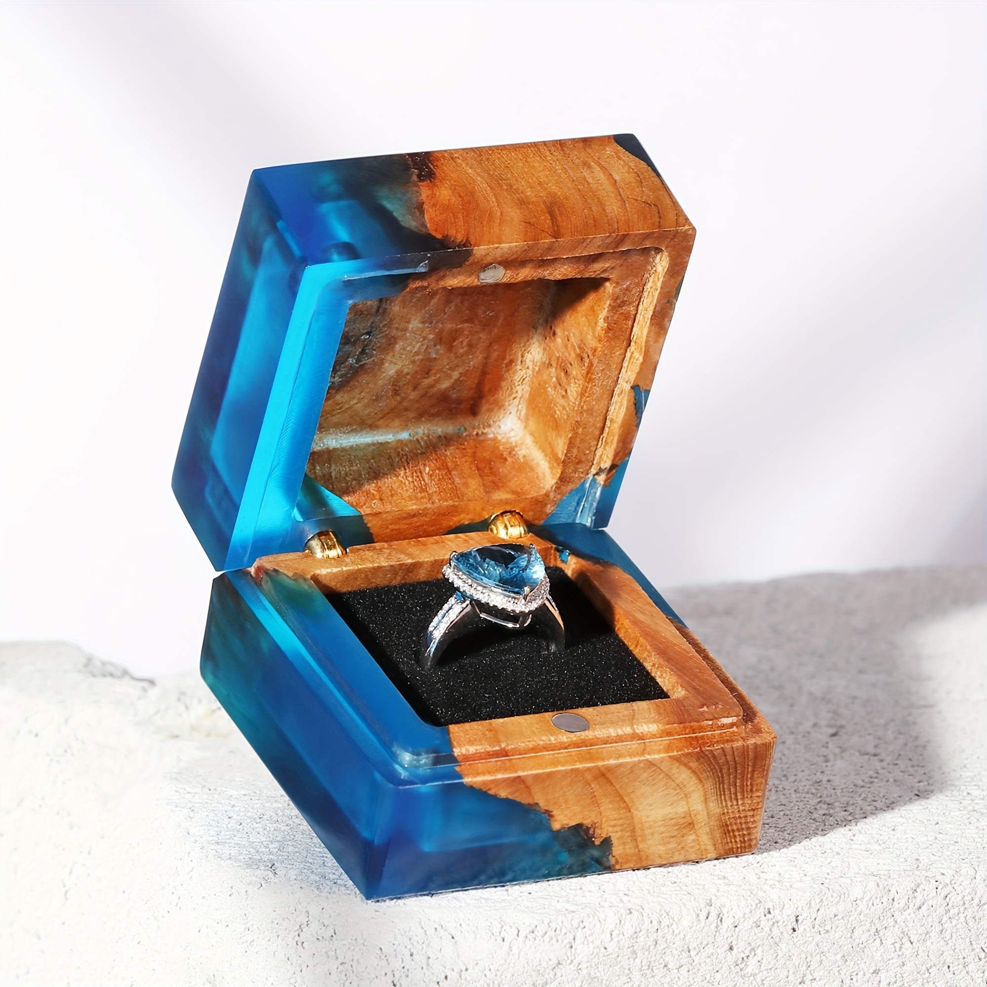 Elegant ring holder sales