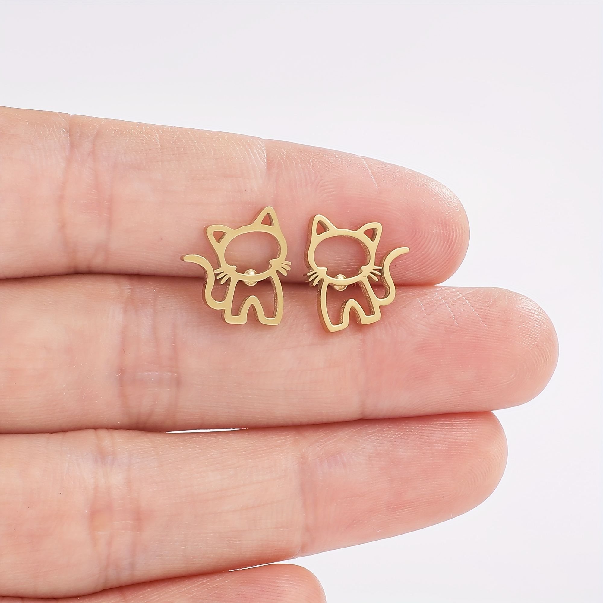 

1pair Simple Men's Fashion Stainless Steel Hollow Cat Stud Earrings