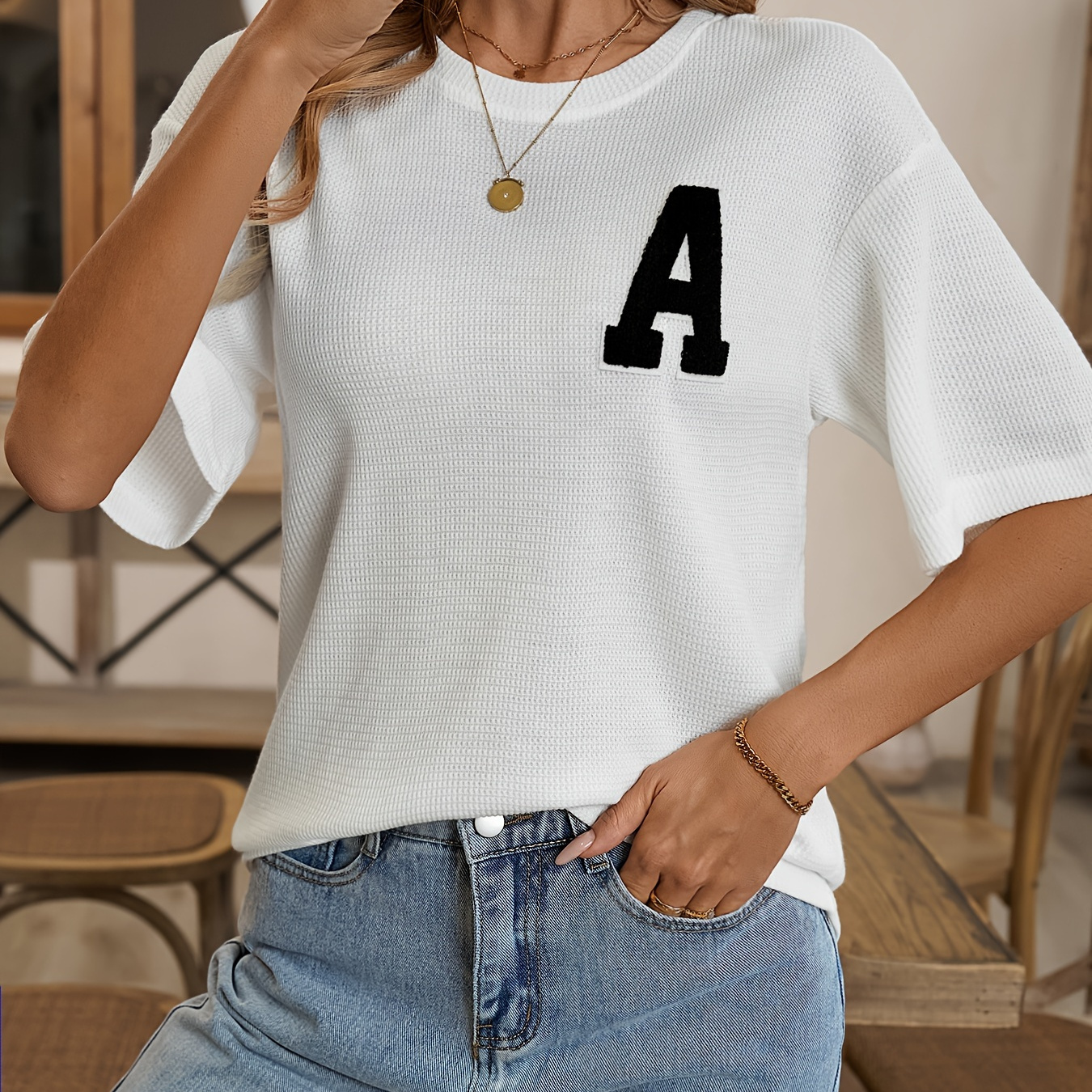 

Letter Pattern Crew Neck T-shirt, Casual Short Sleeve Top For Spring & Summer, Women's Clothing