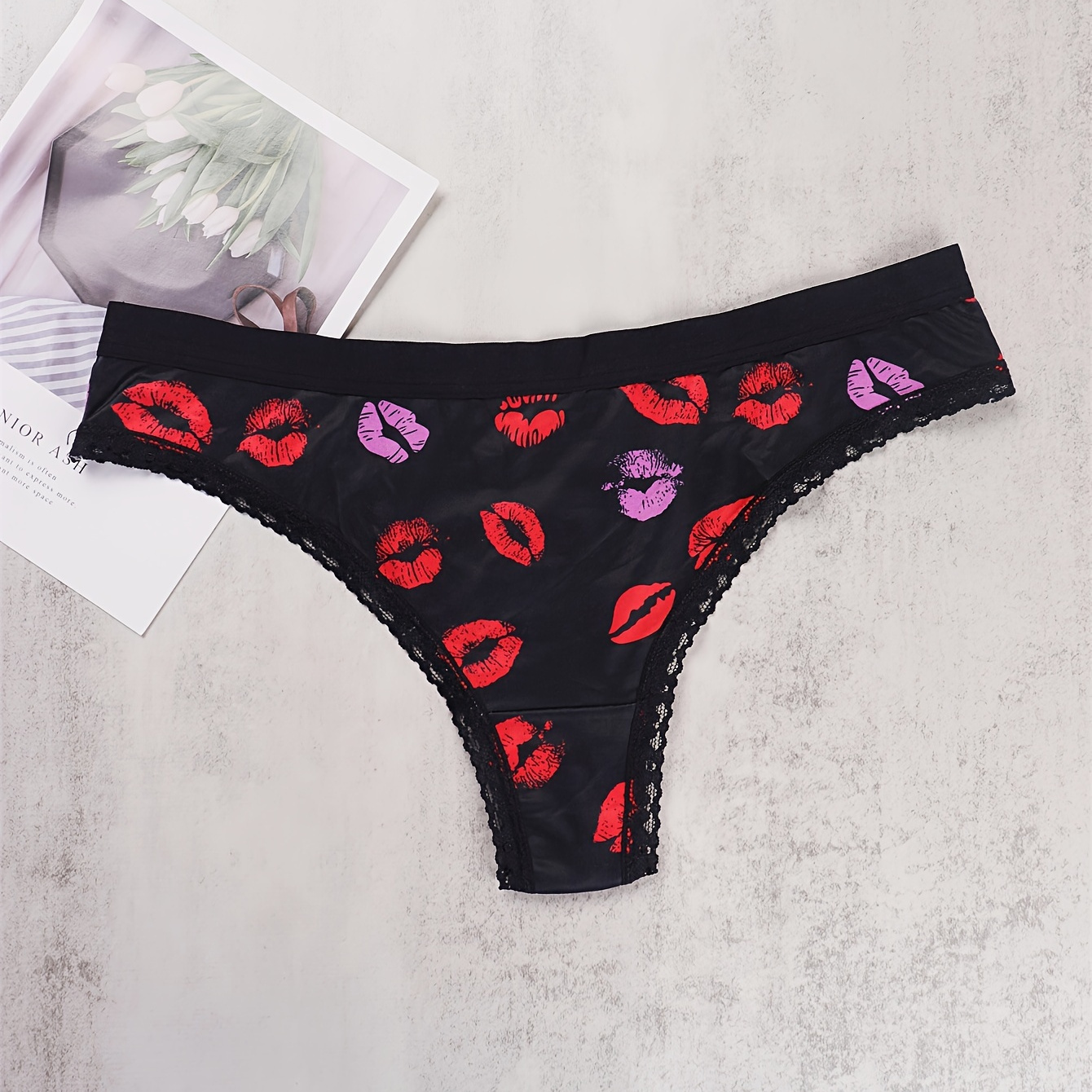 

Sexy Red Lips Print Thongs, Seamless Low Waist Contrast Lace Stretchy Panties, Women's Lingerie & Underwear