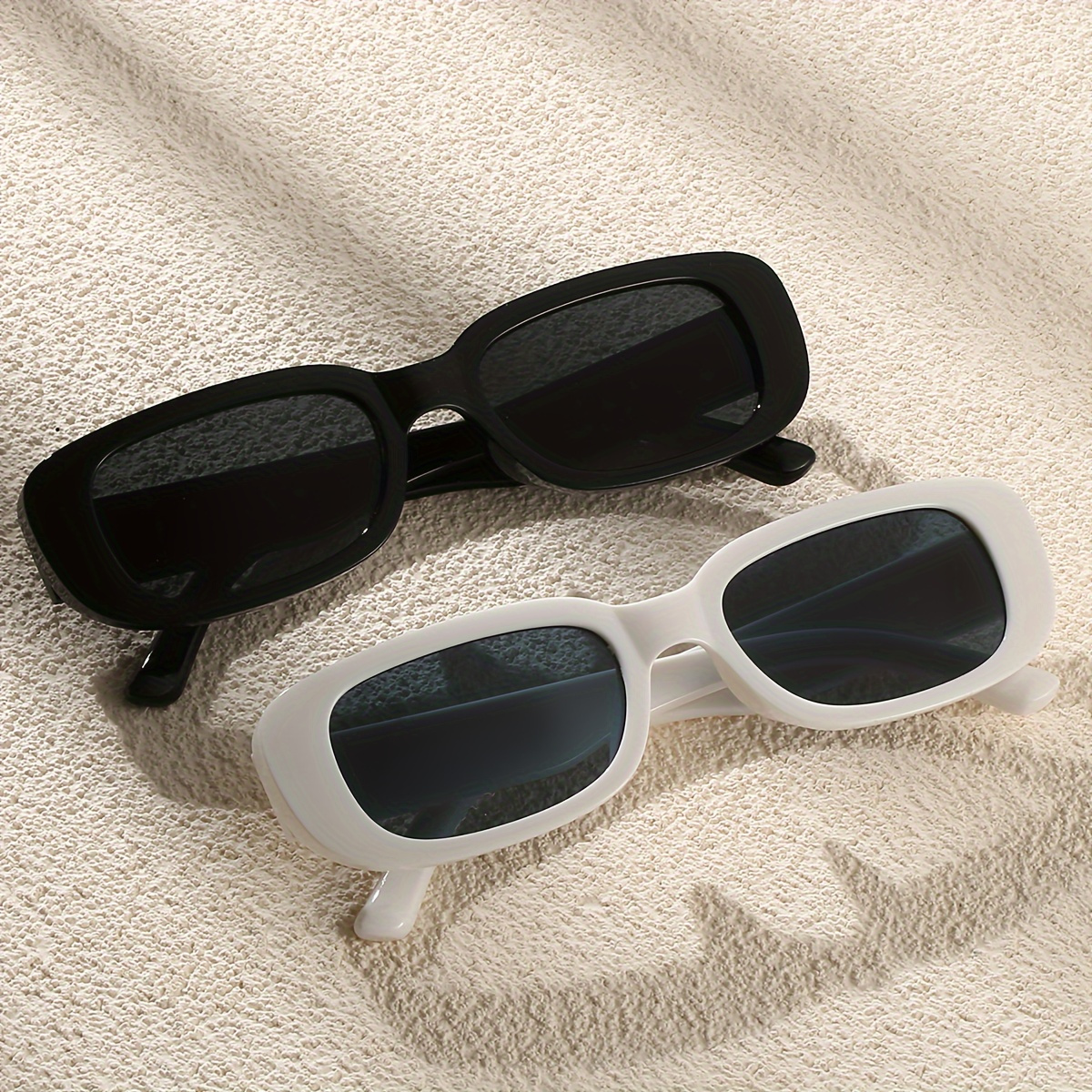 

2pcs Fashionable Glasses Small Pc Frame Anti Glare Sunshade For Wearing For Daily Decoration