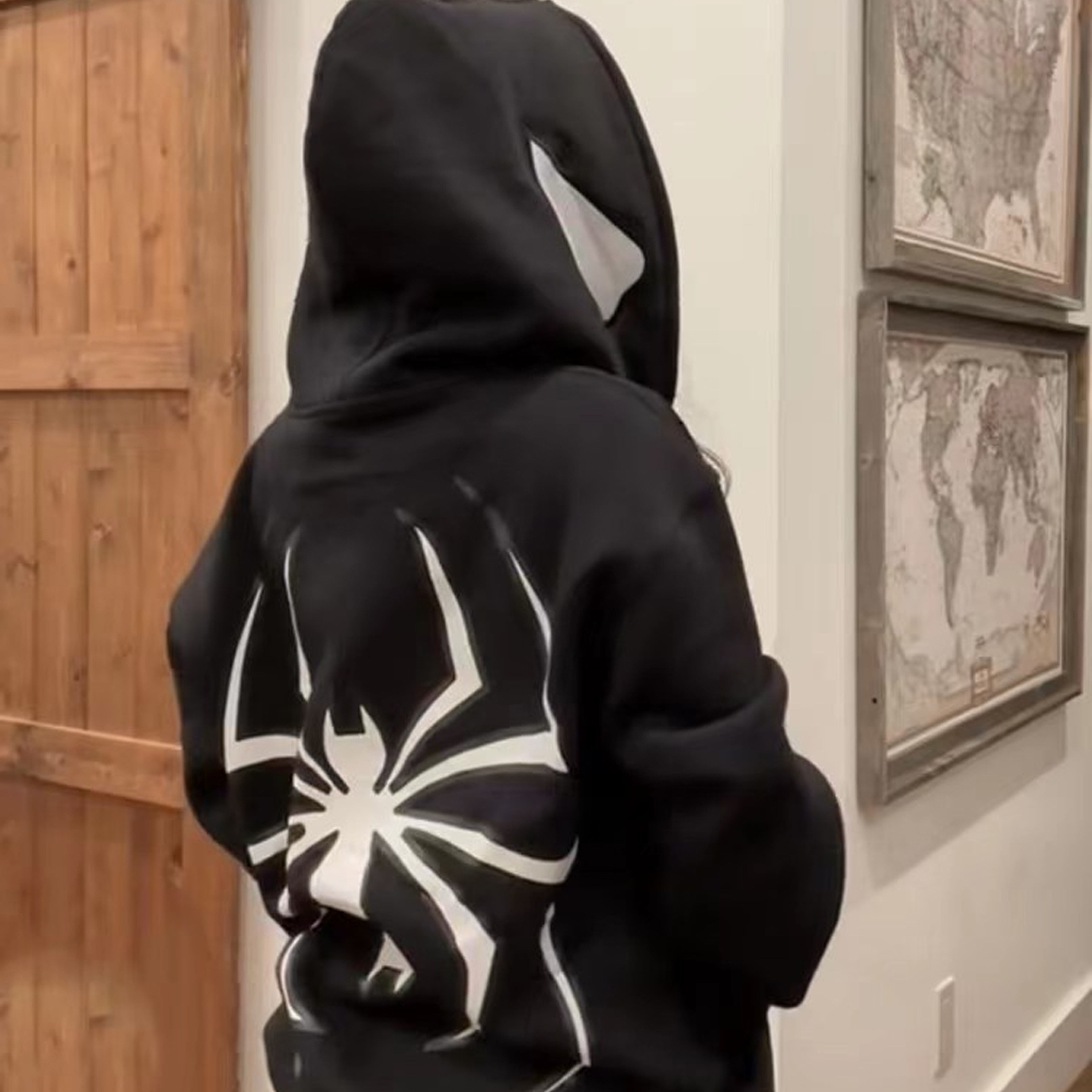 

Women's Y2k Spider Print Hoodie, Long Sleeve, Loose Fit, Polyester, Zippered, Gothic Style, Autumn/, Themed Sweatshirt