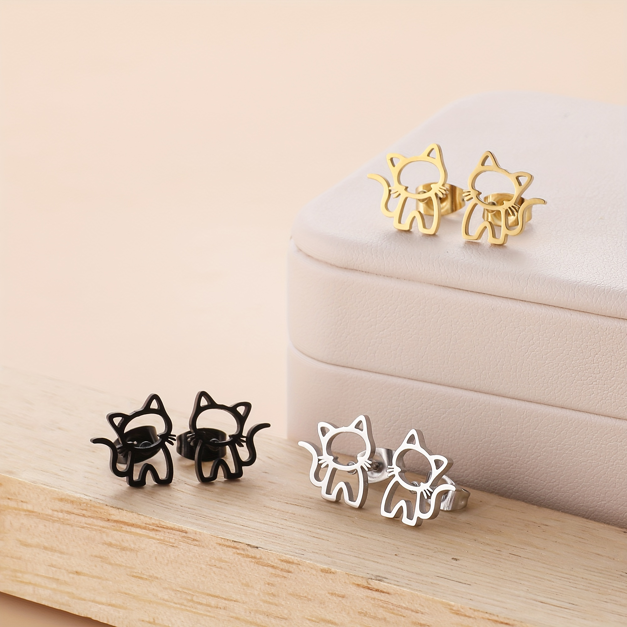 

3 Pairs Set Of Hollow Kitty Shaped Stud Earrings 18k Plated Elegant Leisure Style Lightweight Female Ear Accessories