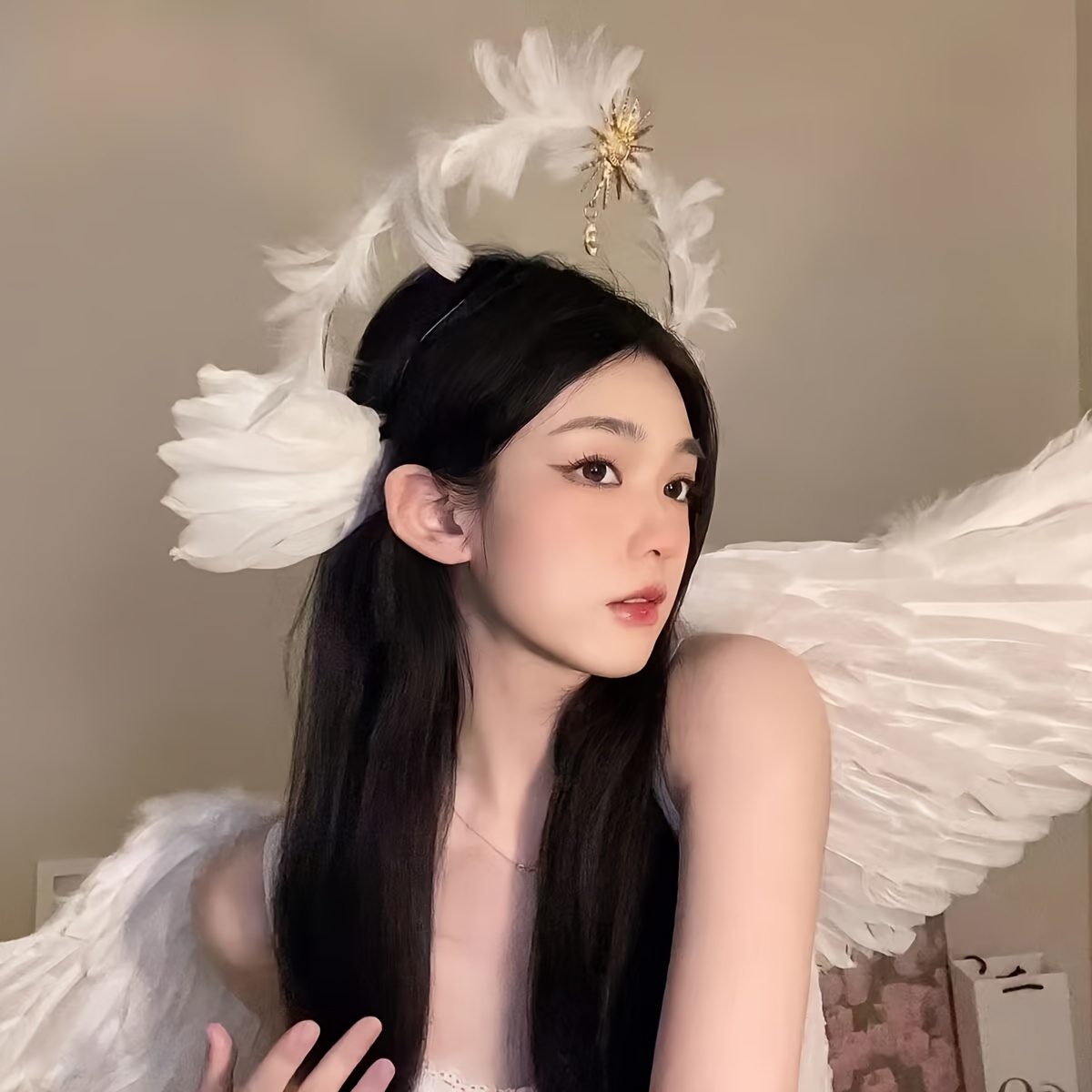 [Retro Style Polyester Hollow-Out Costume] Women's Halloween Costume Set with Headpiece and Wings, Retro Style, Polyester, No Wash, Solid Color, Hollow-Out Detail, Adult Novelty Clothing and Accessories for Performance, Show, Party, Cosplay