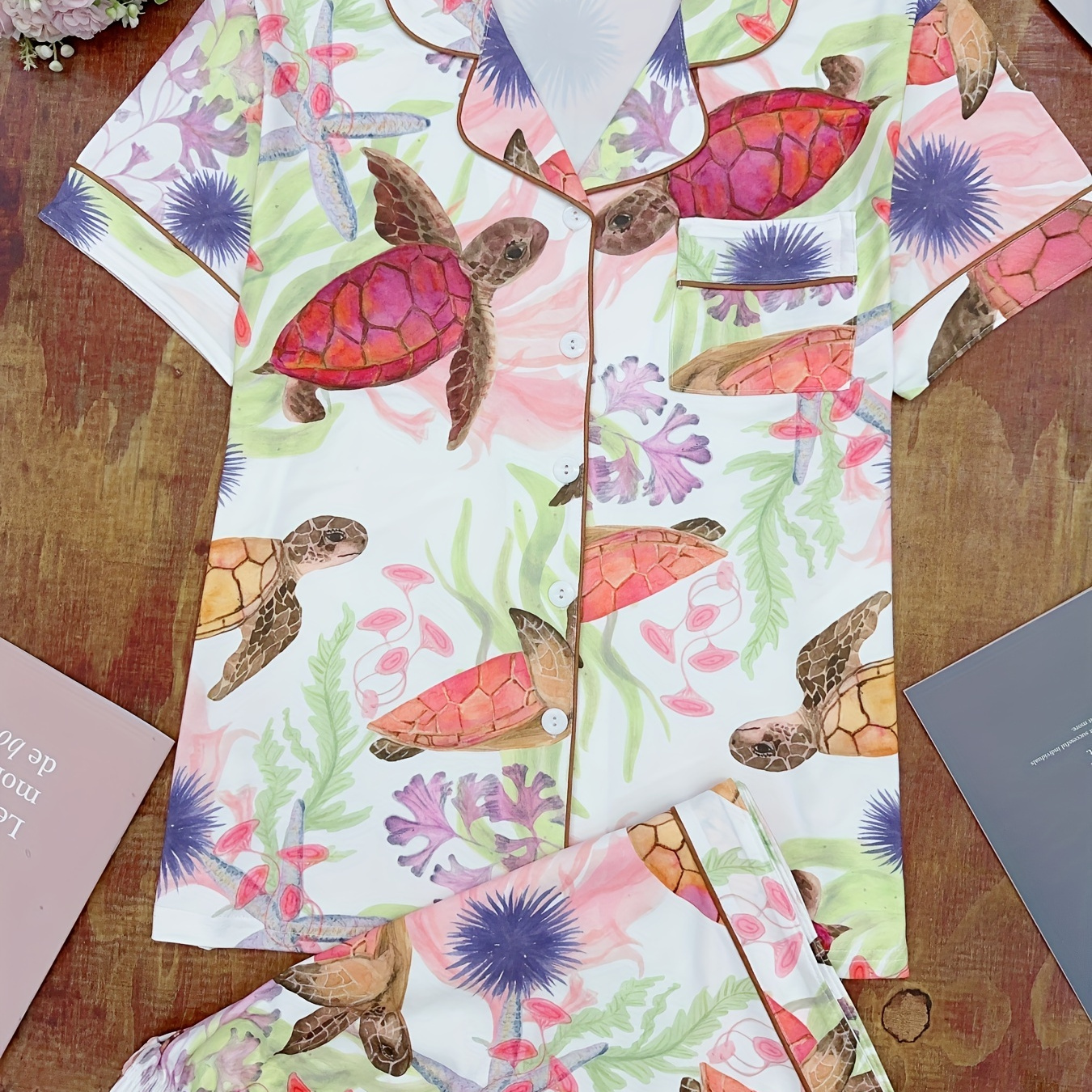 

Casual Sea Turtle Print Pajama Set, Short Sleeve Button Up Lapel Collar Top & Elastic Shorts, Women's Sleepwear & Loungewear