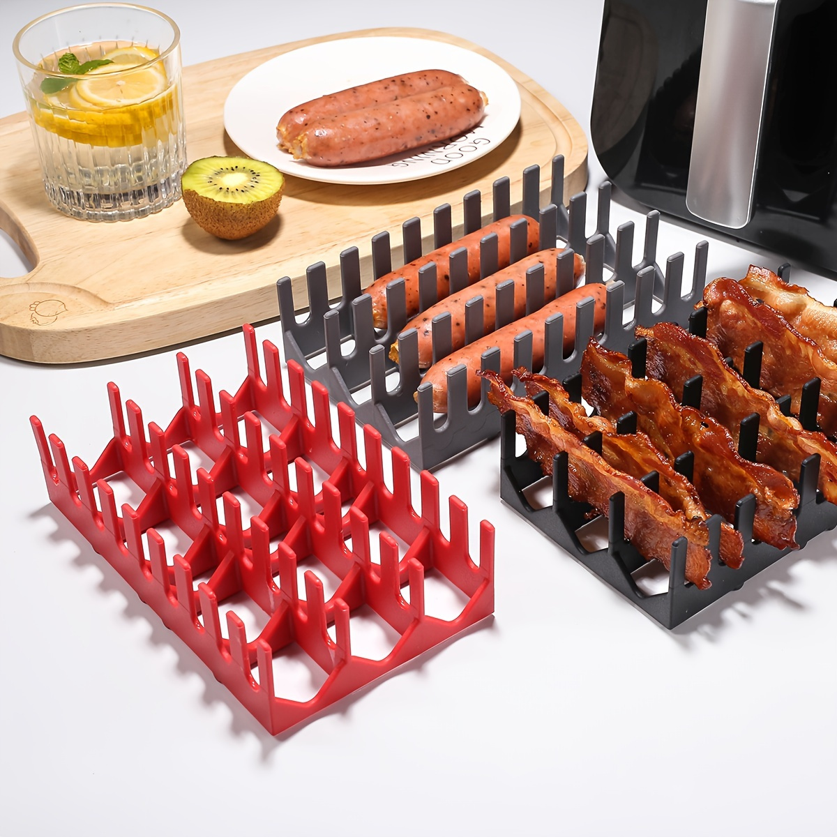 

Un accessoire de cuisine pour faire cuire du bacon, de la viande, des saucisses et plus encore, dans un air fryer. Fabriqué en silicone rectangulaire de 4,21''x6,96''.