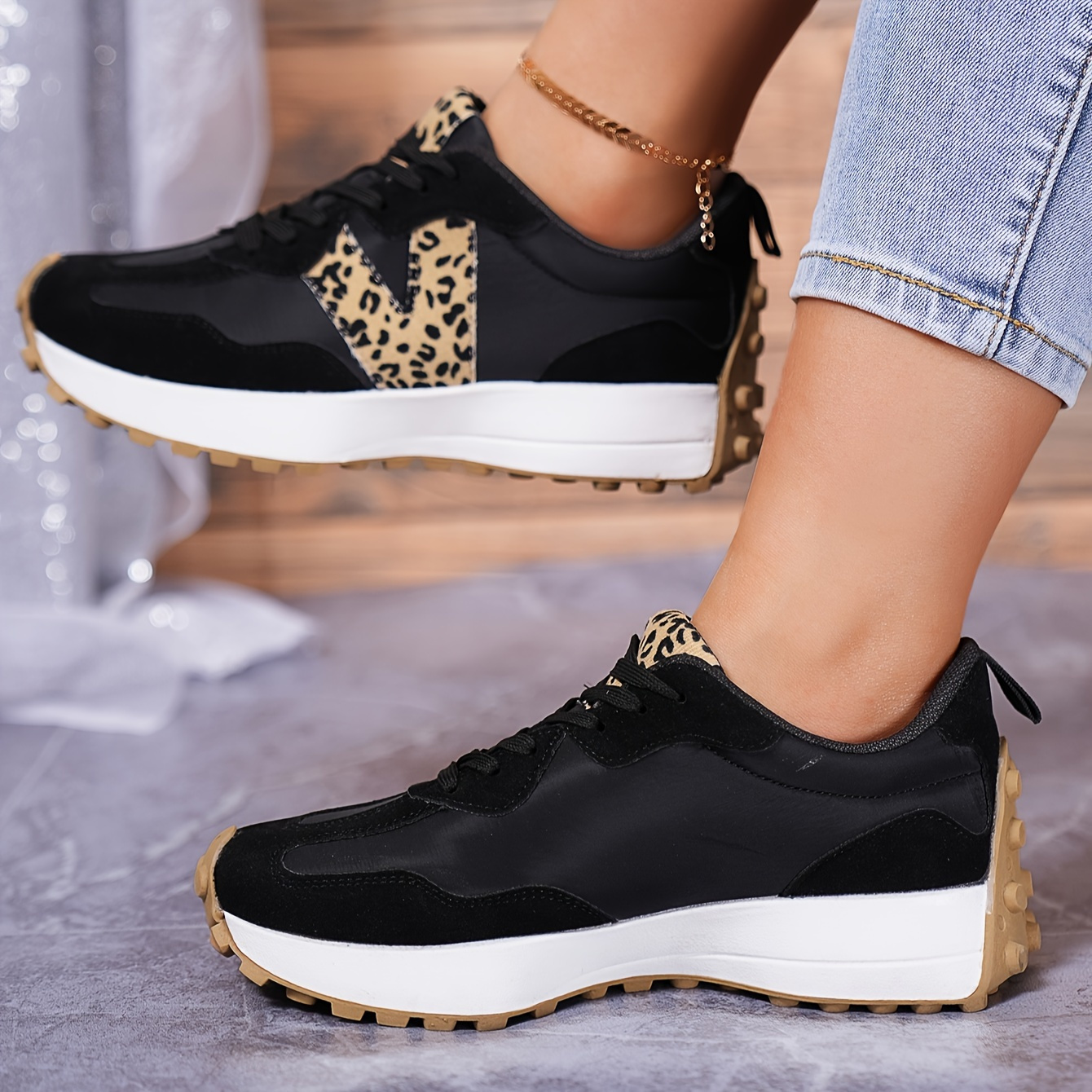 

Women's Leopard Print Platform Sneakers, Casual Lace Up Outdoor Shoes, Comfortable Low Top Sport Shoes