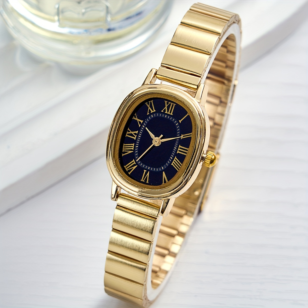 

Women's Luxury Golden Quartz Watch Vintage Rome Fashion Analog Stainless Steel Wrist Watch