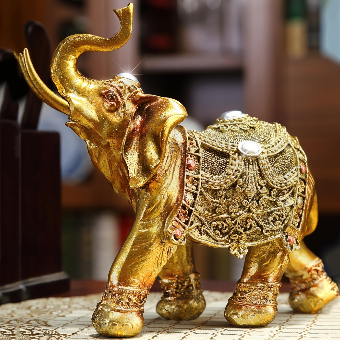 

Vintage-style Elephant Resin Figurine - Decor, Unique Wedding Gift Idea, Explosion Models, Crafts, Ornaments